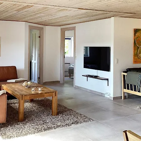 Vakantiehuis 5 Star In Vaeggerlose Bøtø By