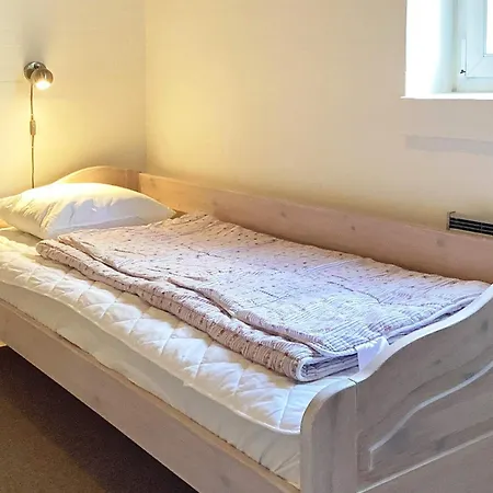 Vakantiehuis 5 Star In Vaeggerlose Bøtø By
