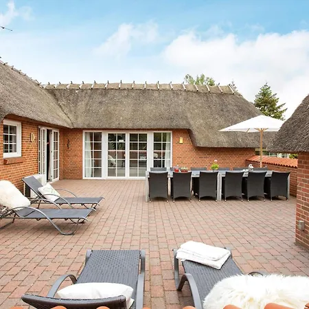 Vakantiehuis 5 Star In Vaeggerlose Bøtø By